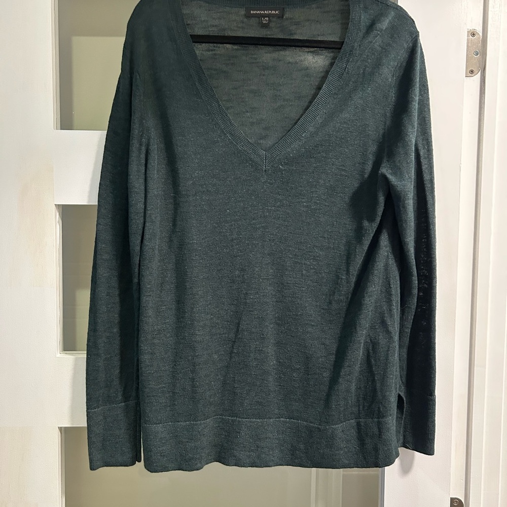 Banana Republic Deep Green V-Neck Sweater